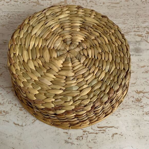 Fire King Anchor Hawking amber glass caserole Dish with basket *chipped lid* - Picture 15 of 15